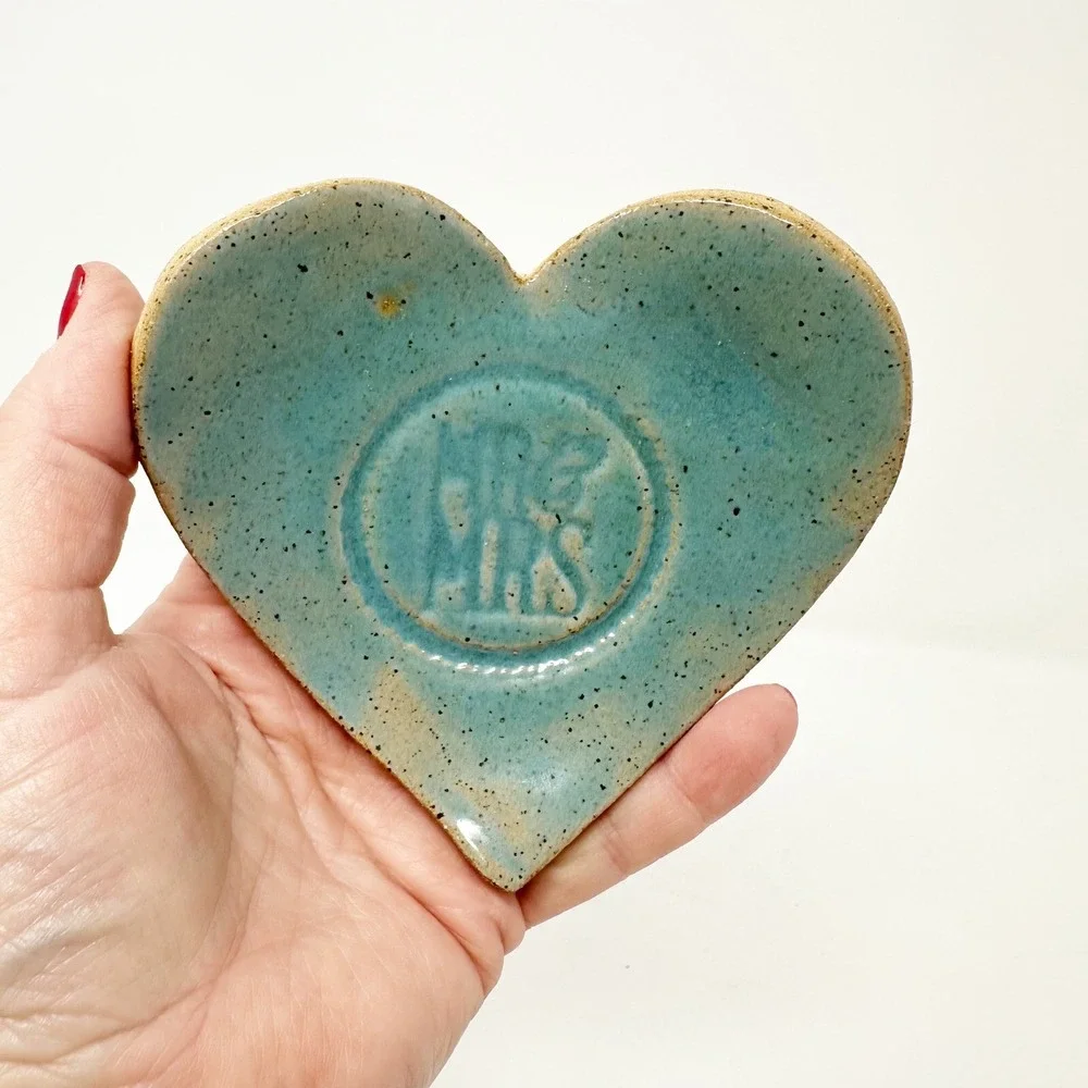 Mr & Mrs Ceramic Pottery Heart Shaped Ring Dish Handmade‎